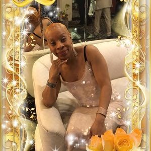 Meet your Posher, Rose